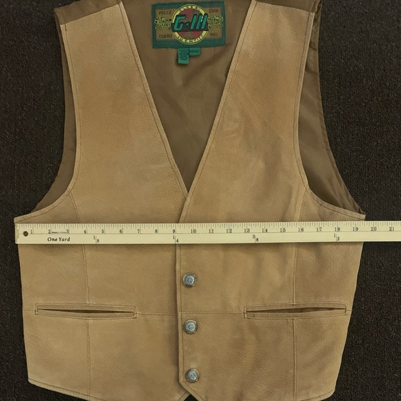 GLOBAL IDENTITY Leather Vest - Picture 5 of 7